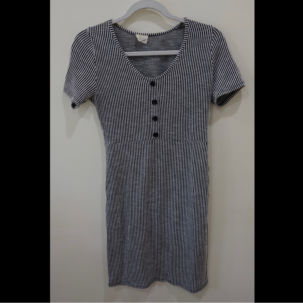 Caution to the Wind Short Sleeve Striped Bodycon Dress - Medium